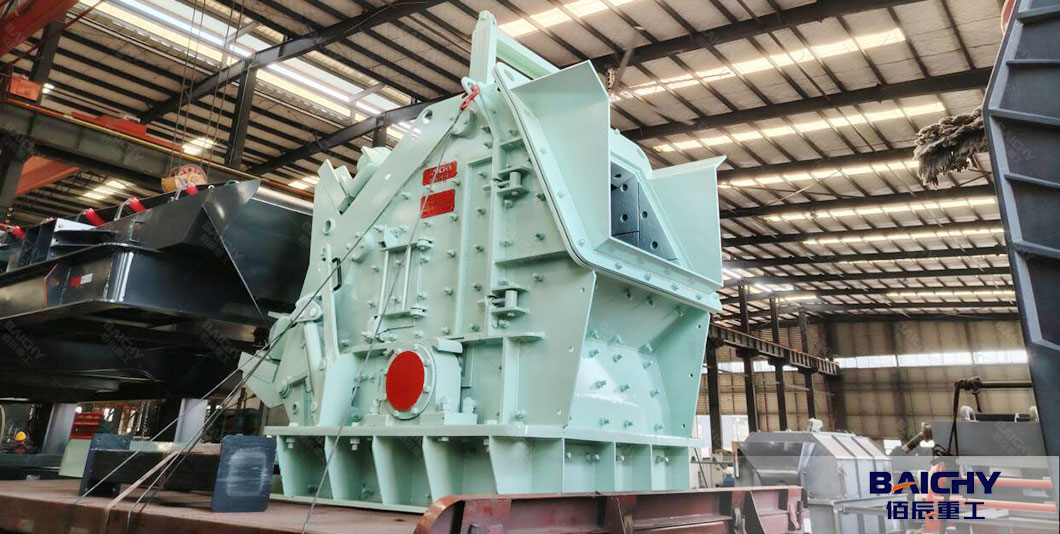 Mobile-Impact-Crusher-Plant-For-Concrete-Crushing-02.jpg