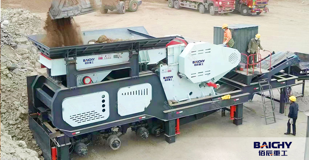 wheel-type-mobile-stone-crusher-02.jpg
