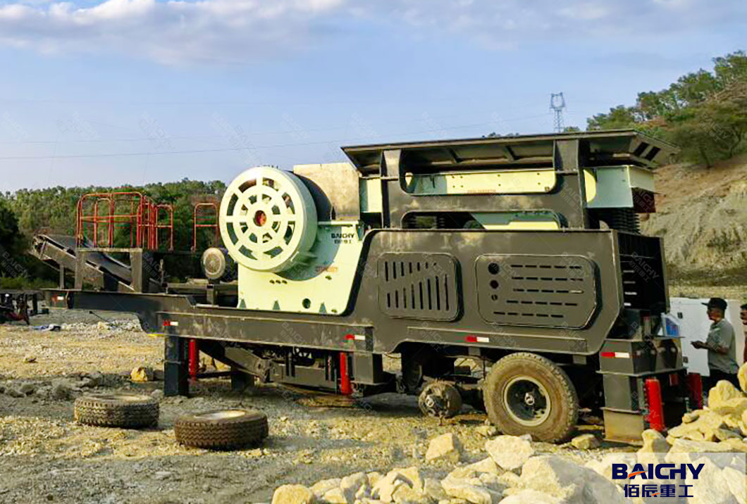 Primary-Crusher-on-Wheels-01.jpg