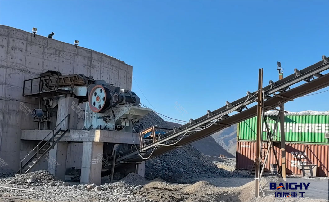 Why-is-a-Jaw-Crusher-Essential-in-the-Mining-Industry-01.jpg