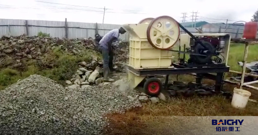 small-scale-stone-crusher