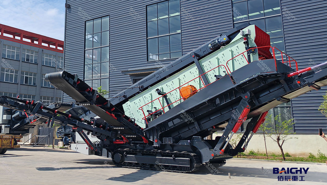 tracked-mobile-screen-machine.jpg