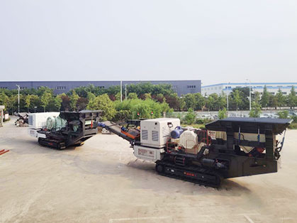 crawler type mobile crusher