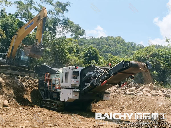 tracked mobile crushing plant Southeast Asia