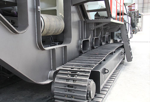 Tracked Impact Crusher