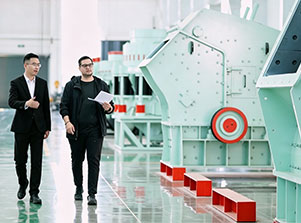 Baichy-client-visits-factory